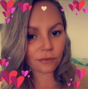 Meet your Posher, Cassie
